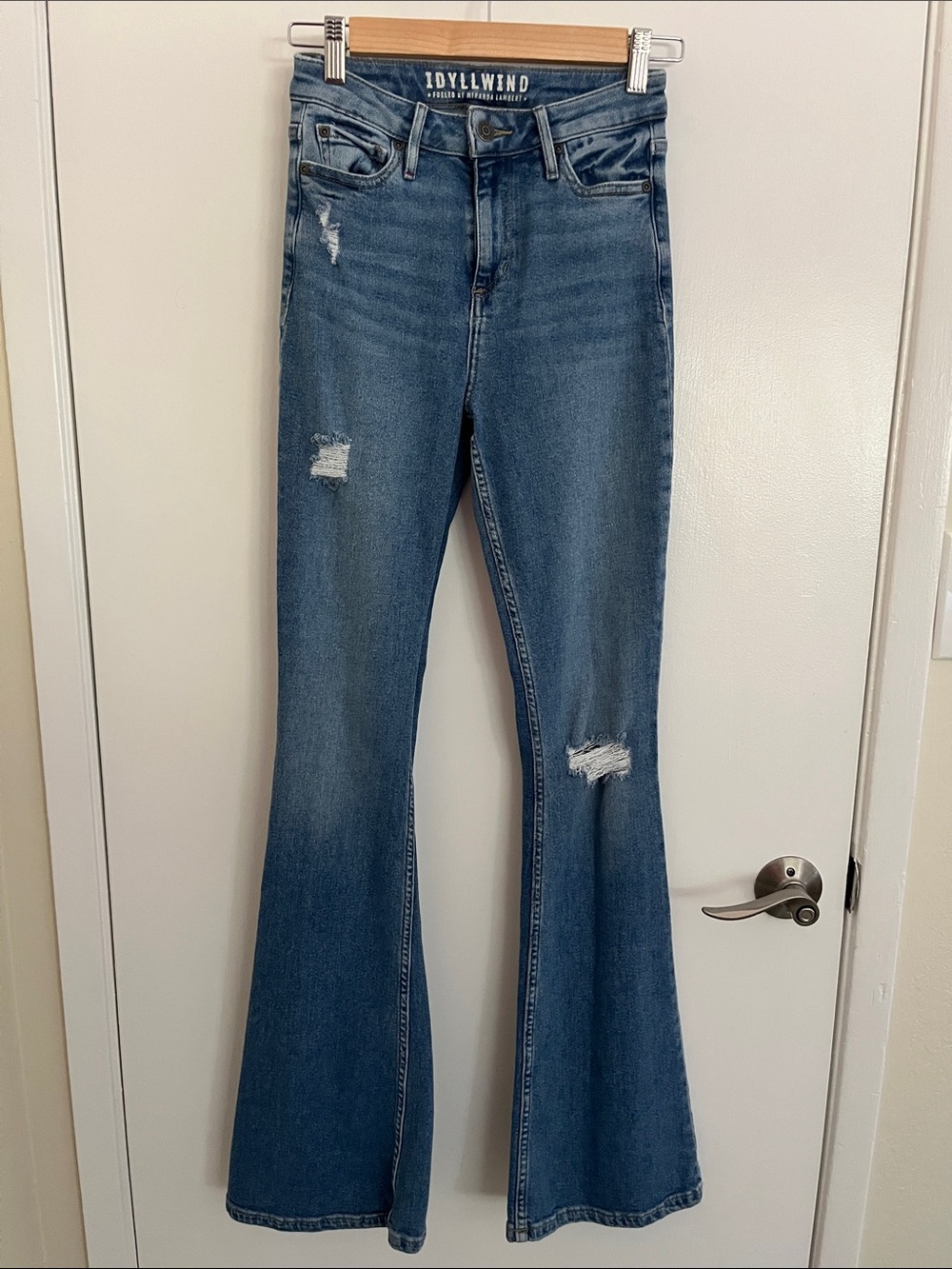Idyllwind Distressed High-Rise Flared Jeans - Medium Blue